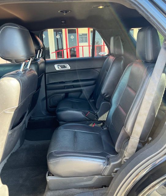 2012 Ford Explorer Image 7