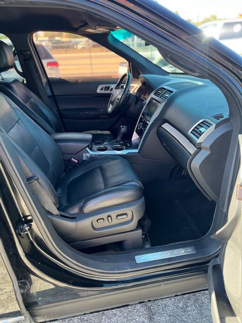 2012 Ford Explorer Image 9