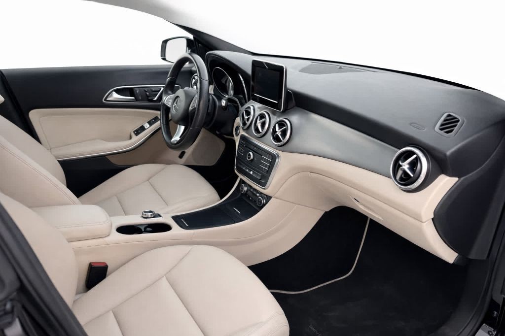 2015 Mercedes-Benz CLA-Class Image 5