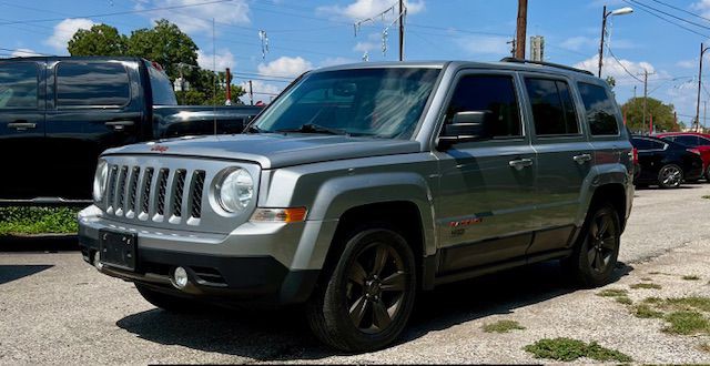2017 Jeep Patriot Image 2