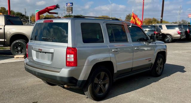 2017 Jeep Patriot Image 4