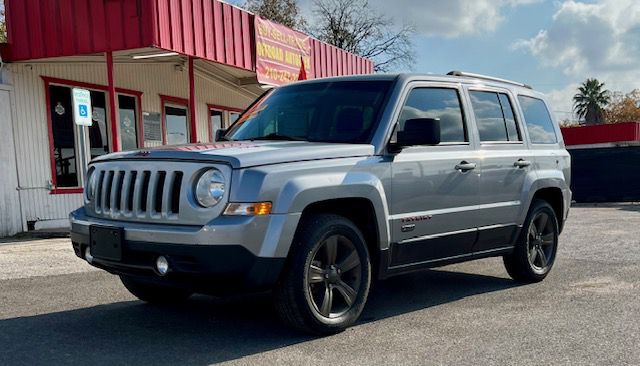 2017 Jeep Patriot Image 10
