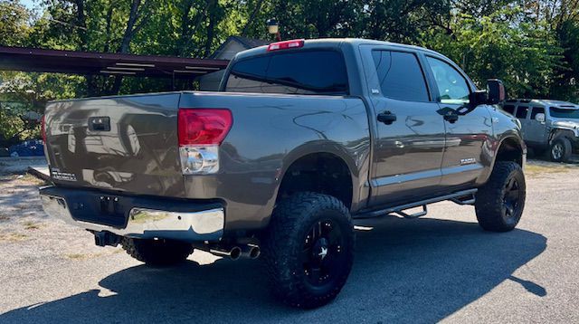 2008 Toyota Tundra Image 2