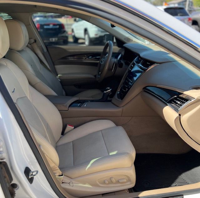 2016 Cadillac CTS Image 8