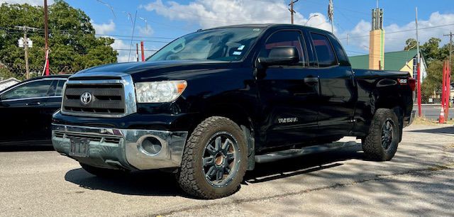 2013 Toyota Tundra Image 1