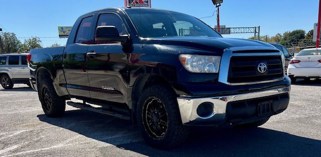 2013 Toyota Tundra Image 2