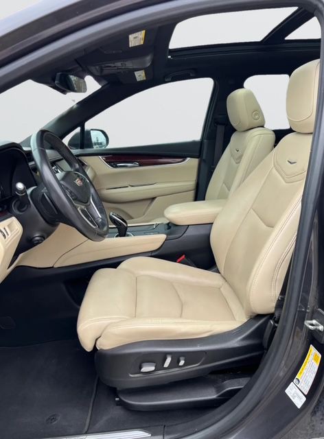 2017 Cadillac XT5 Image 6