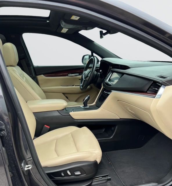 2017 Cadillac XT5 Image 7