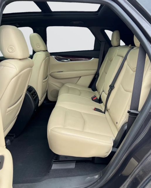 2017 Cadillac XT5 Image 8