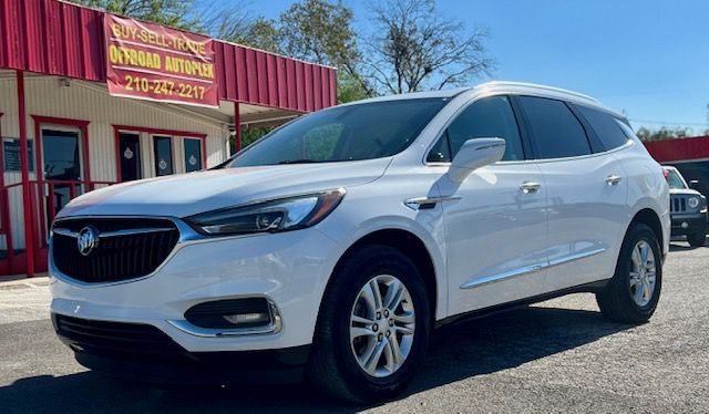 2018 Buick Enclave Image 1