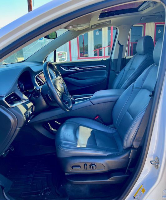 2018 Buick Enclave Image 7