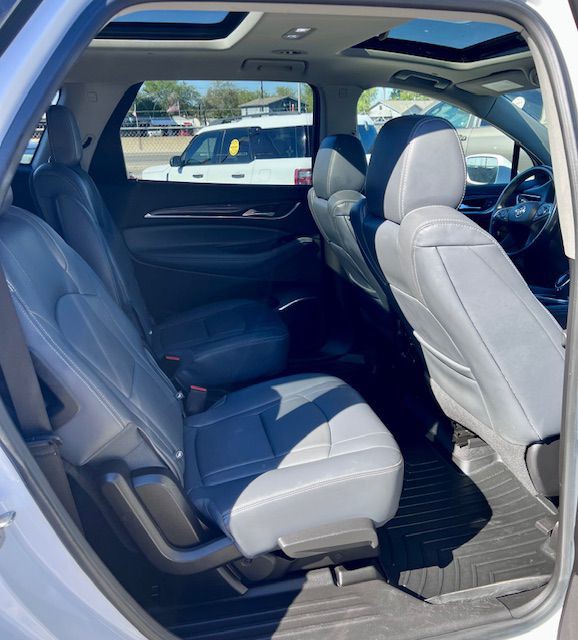 2018 Buick Enclave Image 10