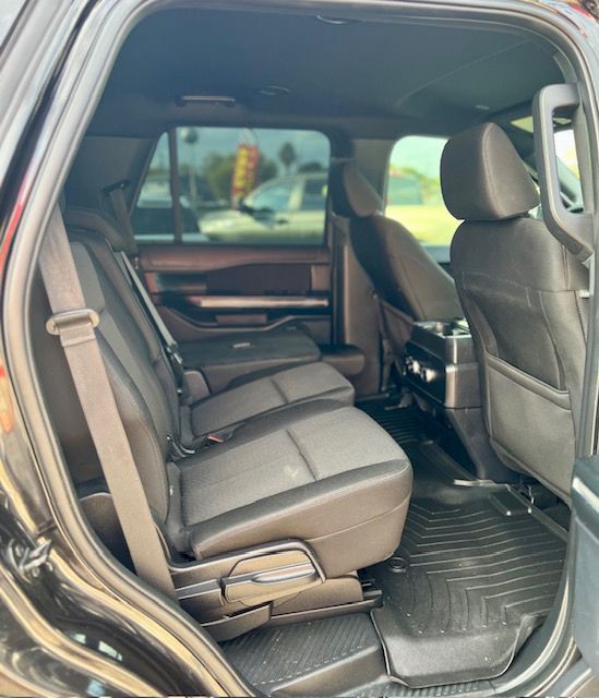 2021 Ford Expedition Image 8