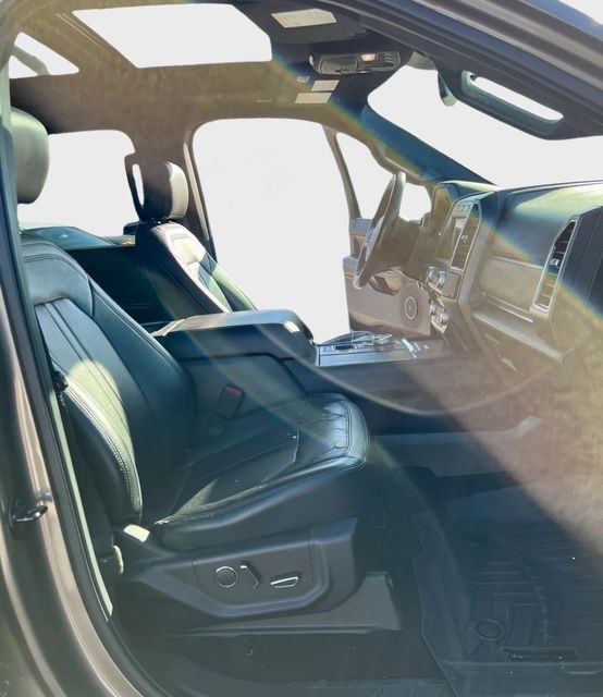 2018 Ford Expedition Image 9