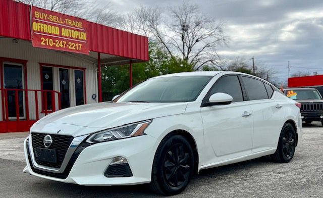 2019 Nissan Altima Image 5