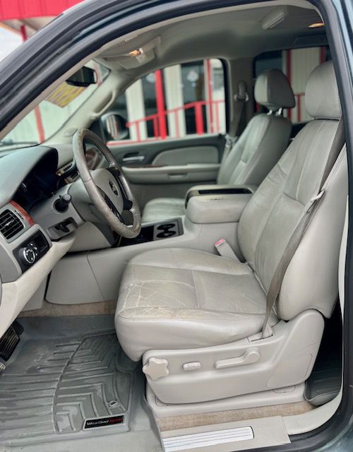 2008 Chevrolet Tahoe Image 4