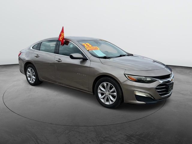 2023 Chevrolet Malibu Image 2