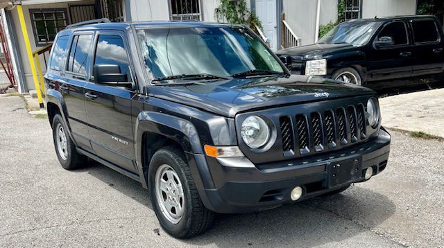 2016 Jeep Patriot Image 2