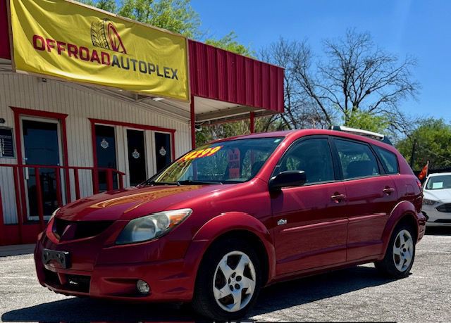2004 Pontiac Vibe Image 9