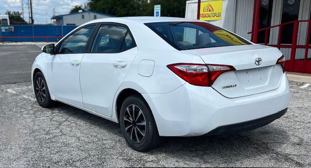 2014 Toyota Corolla Image 4