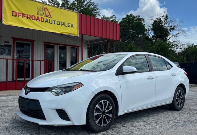 2014 Toyota Corolla Image 8