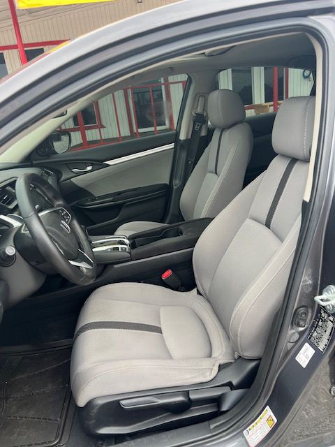 2018 Honda Civic Image 2