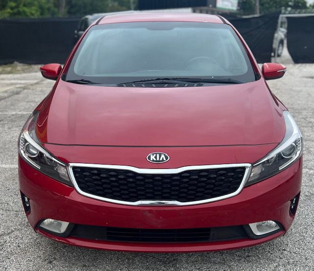 2017 Kia Forte Image 2