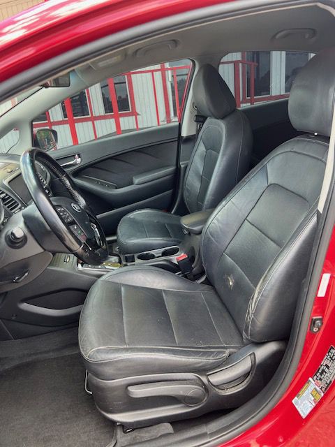 2017 Kia Forte Image 5