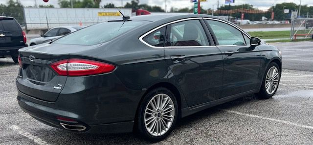 2016 Ford Fusion Image 3