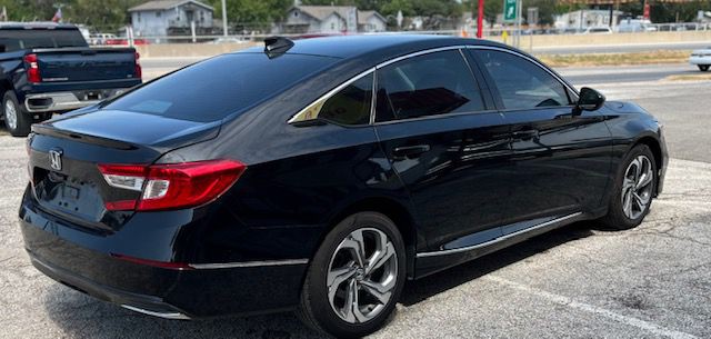 2020 Honda Accord Image 3