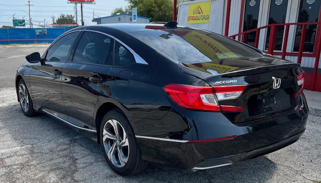 2020 Honda Accord Image 4