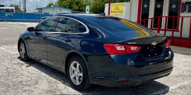 2018 Chevrolet Malibu Image 5