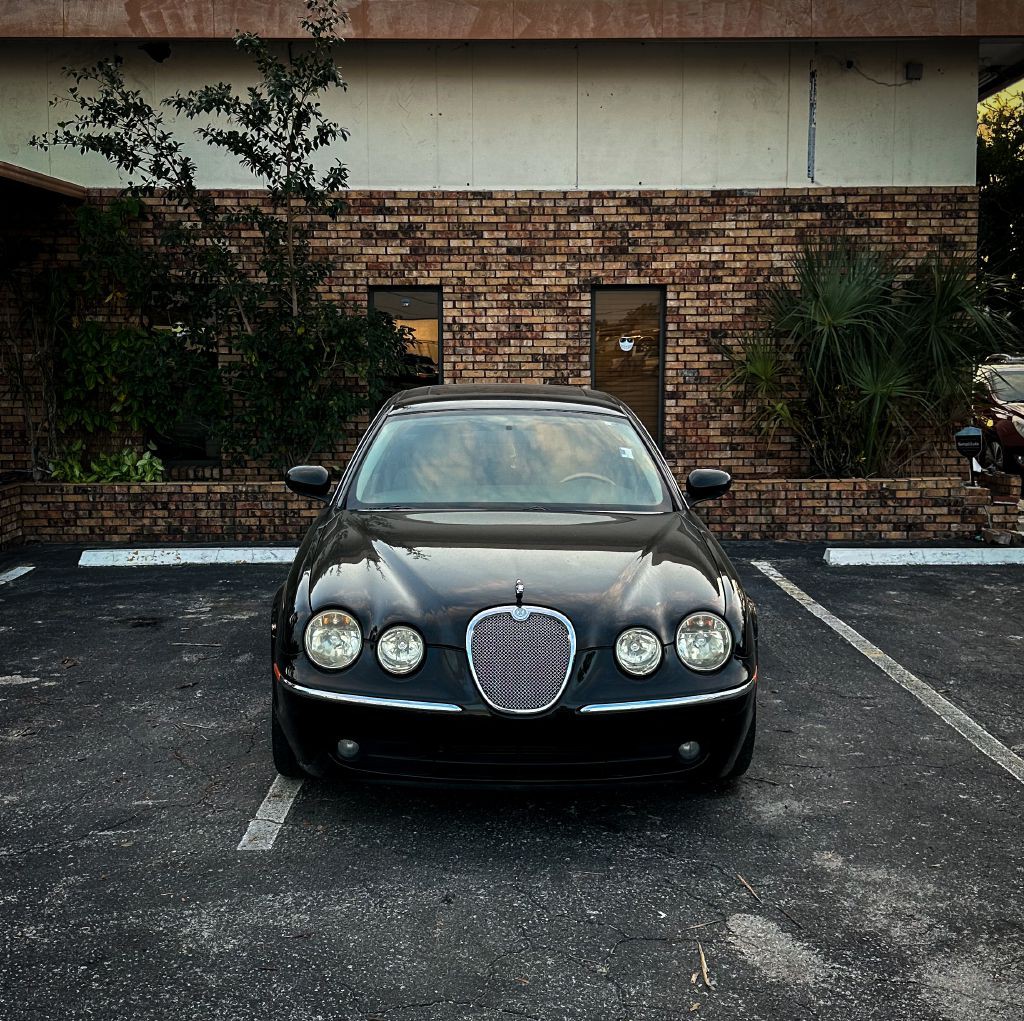2006 Jaguar S-TYPE Image 2
