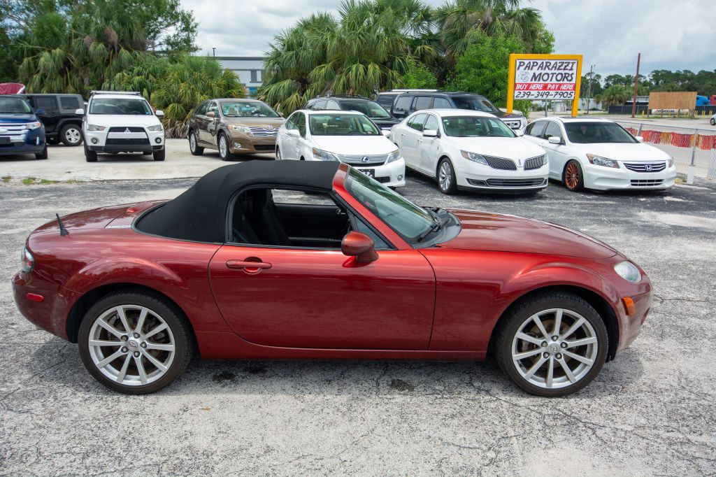 2006 Mazda MX-5 Miata Image 9
