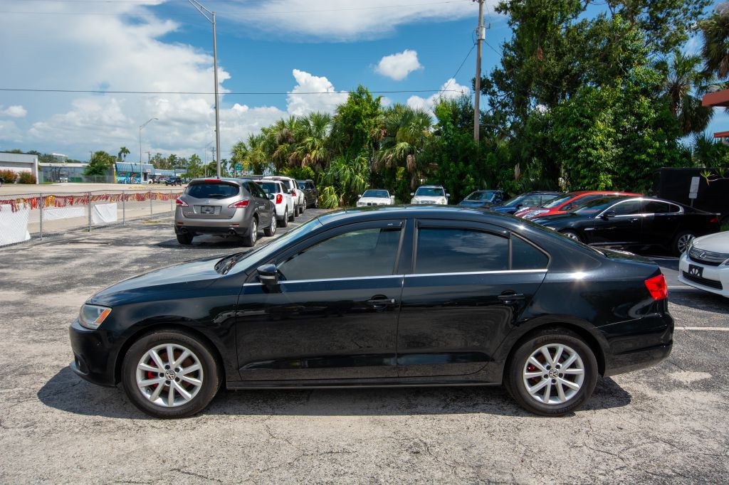 2013 Volkswagen Jetta Image 3