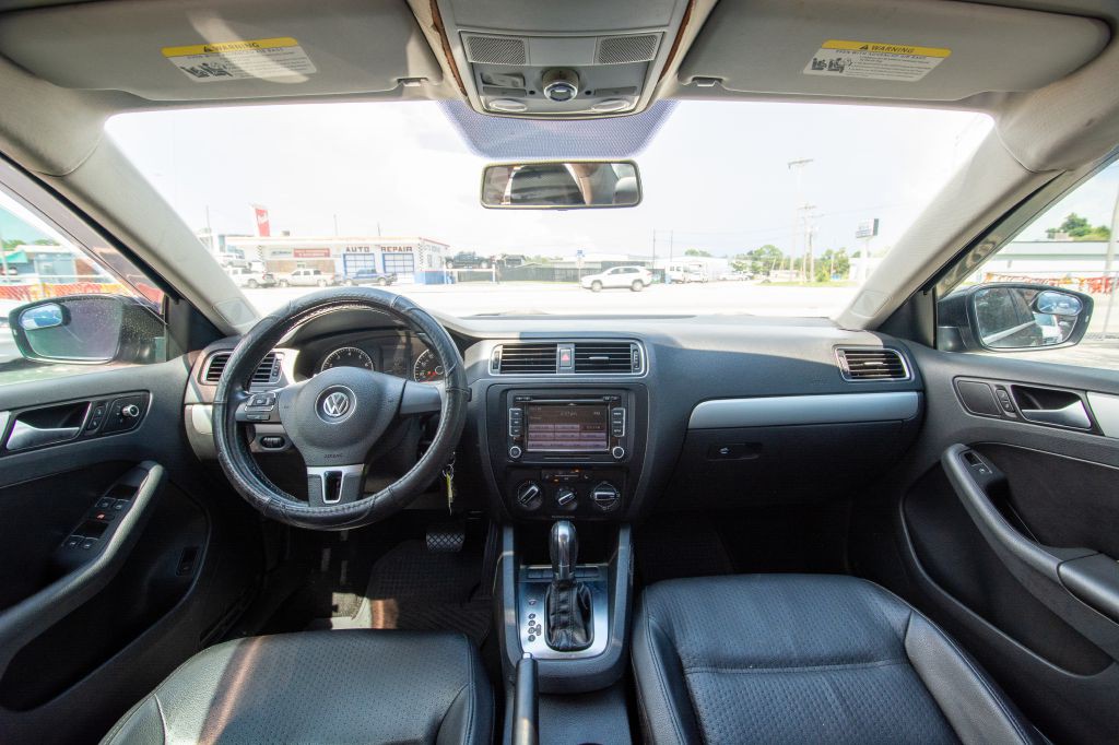 2013 Volkswagen Jetta Image 6