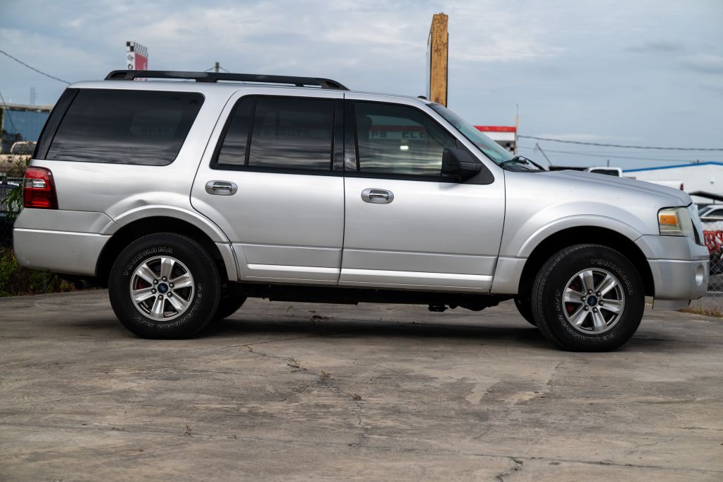 2010 Ford Expedition Image 4