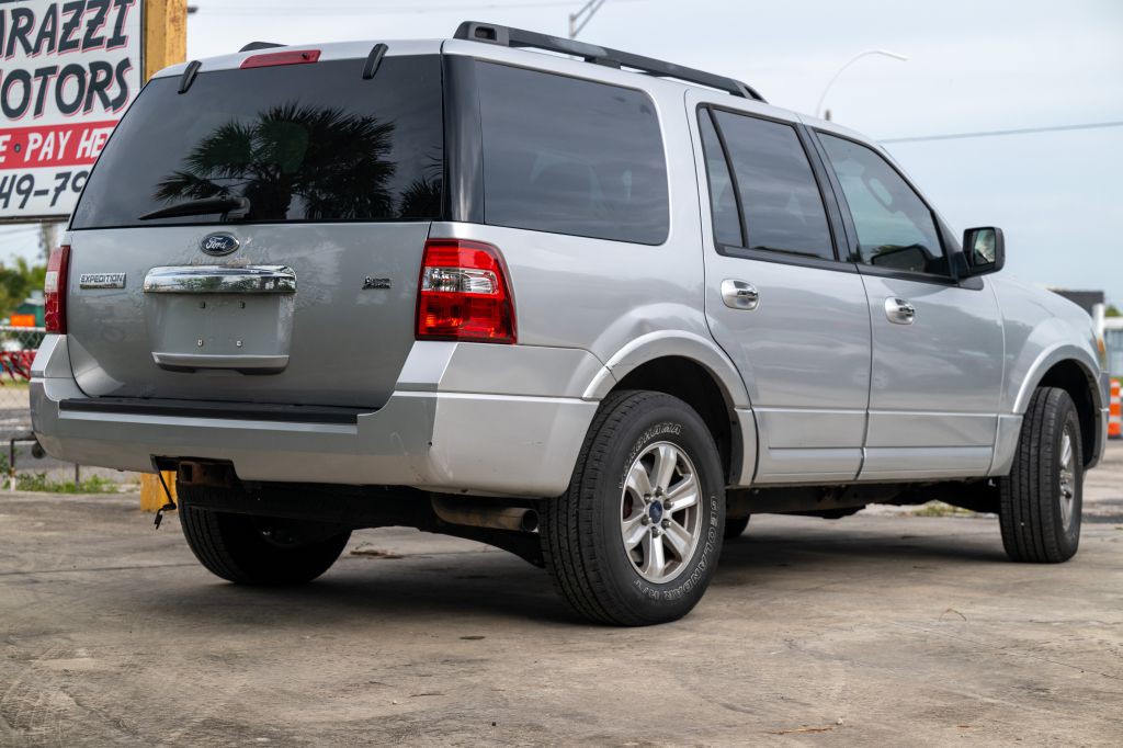 2010 Ford Expedition Image 5