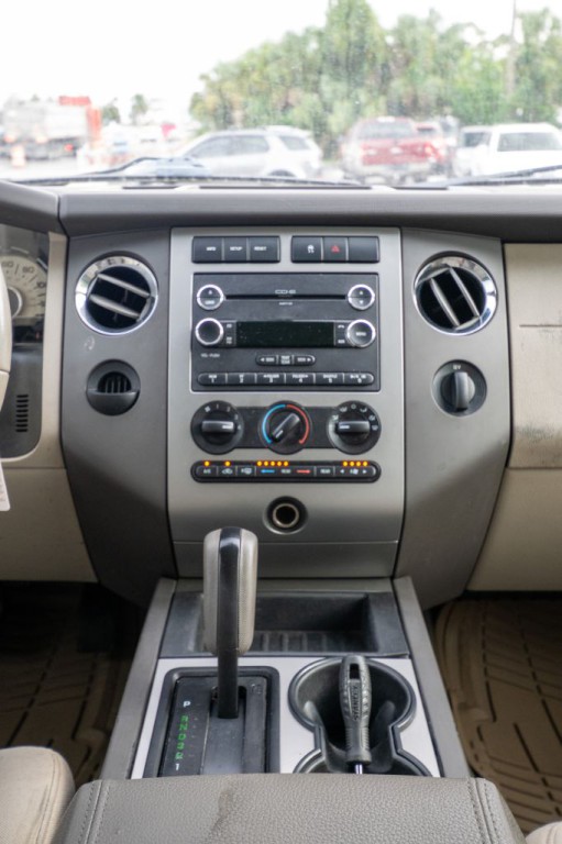 2010 Ford Expedition Image 7