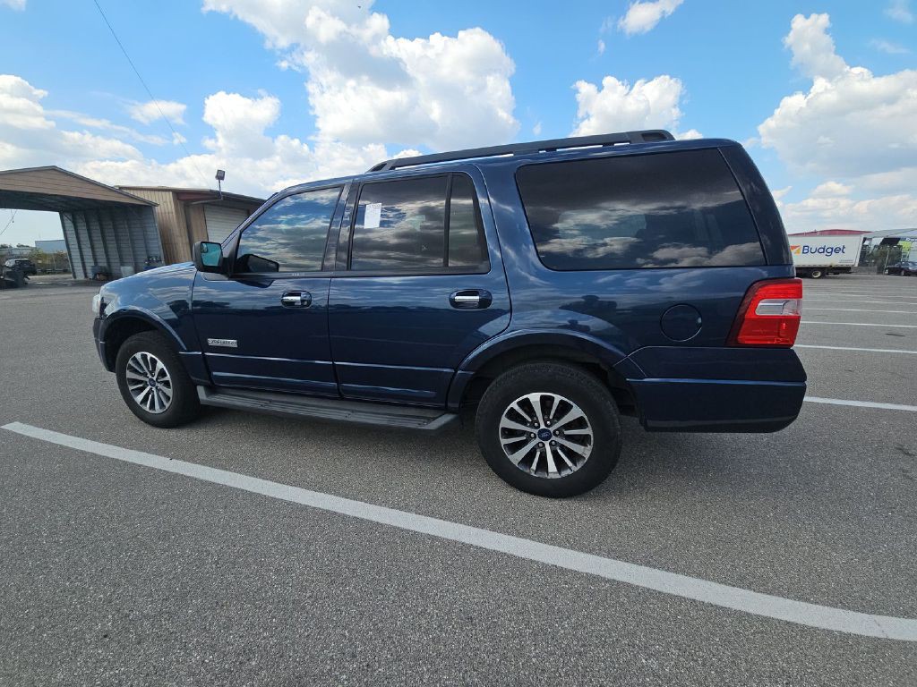 2016 Ford Expedition Image 2