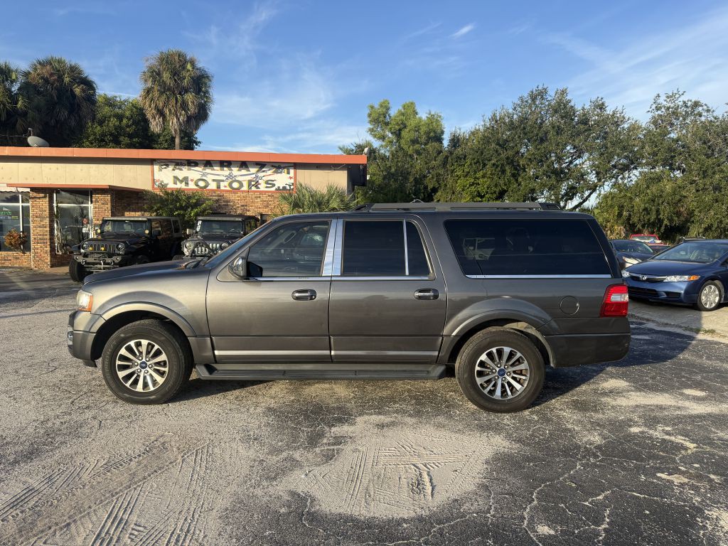 2017 Ford Expedition Image 2