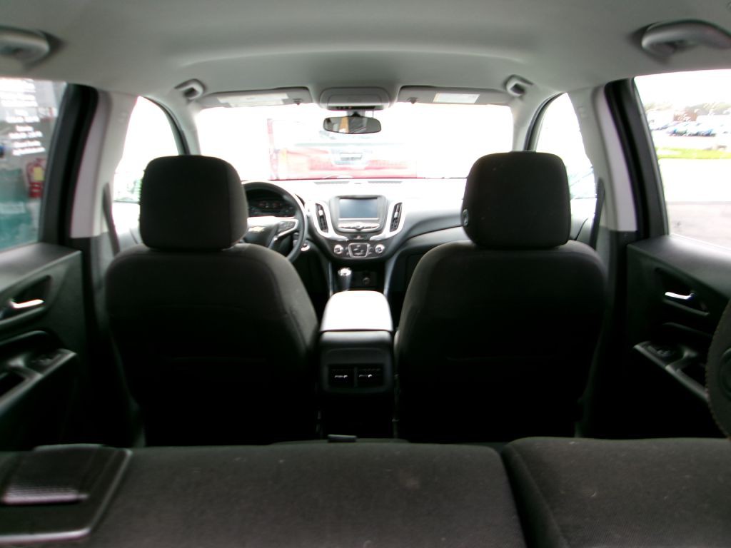 2018 Chevrolet Equinox Image 9