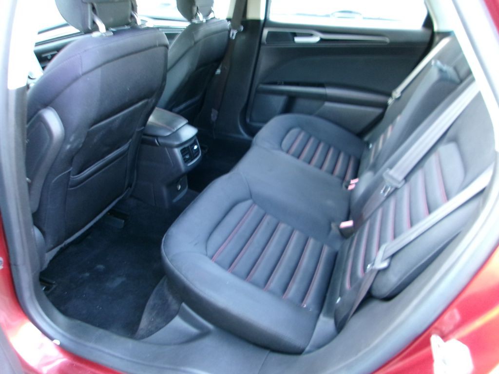 2014 Ford Fusion Image 4