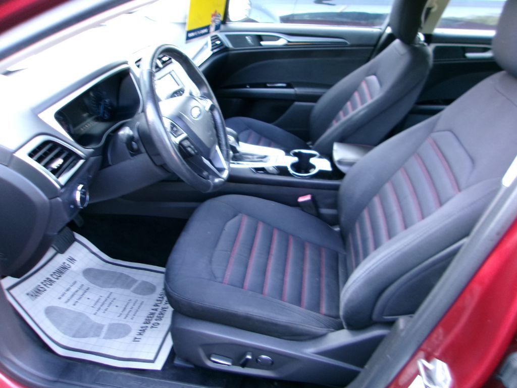 2014 Ford Fusion Image 8