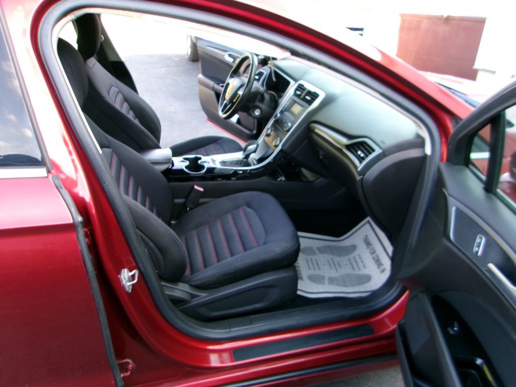 2014 Ford Fusion Image 14