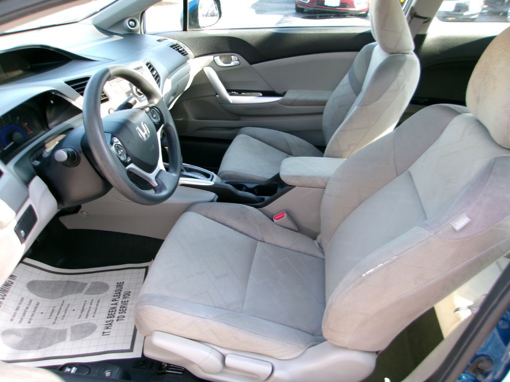 2012 Honda Civic Image 9
