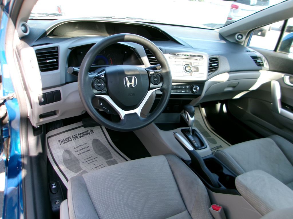2012 Honda Civic Image 11