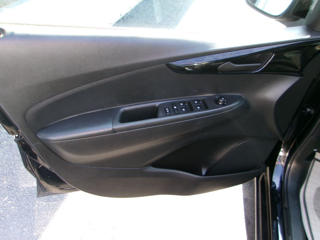 2017 Chevrolet Spark Image 8