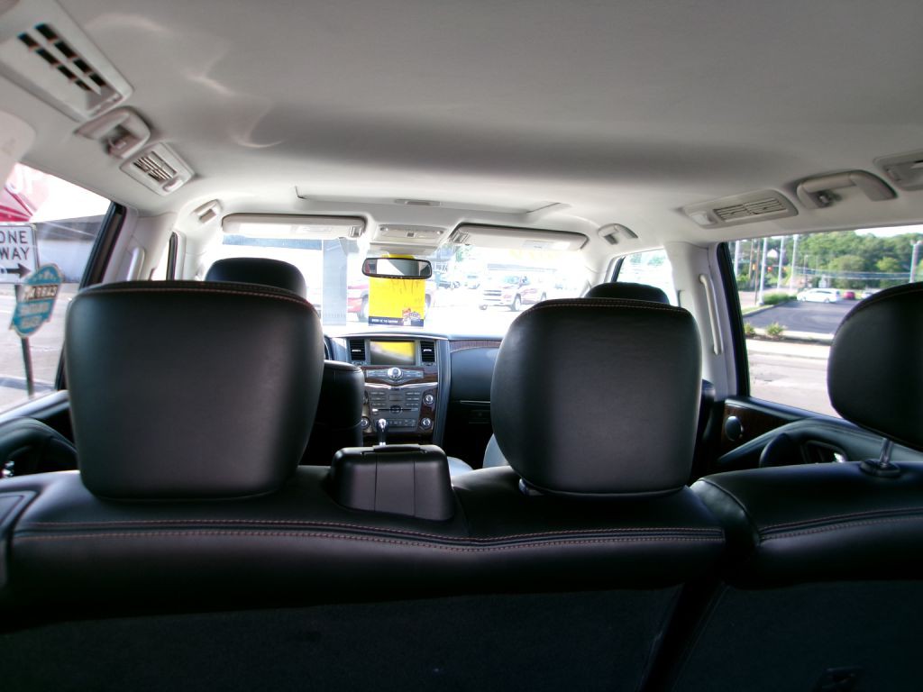2019 Nissan Armada Image 8