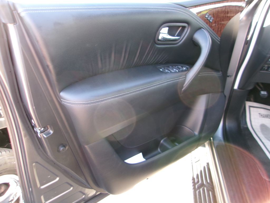 2019 Nissan Armada Image 14